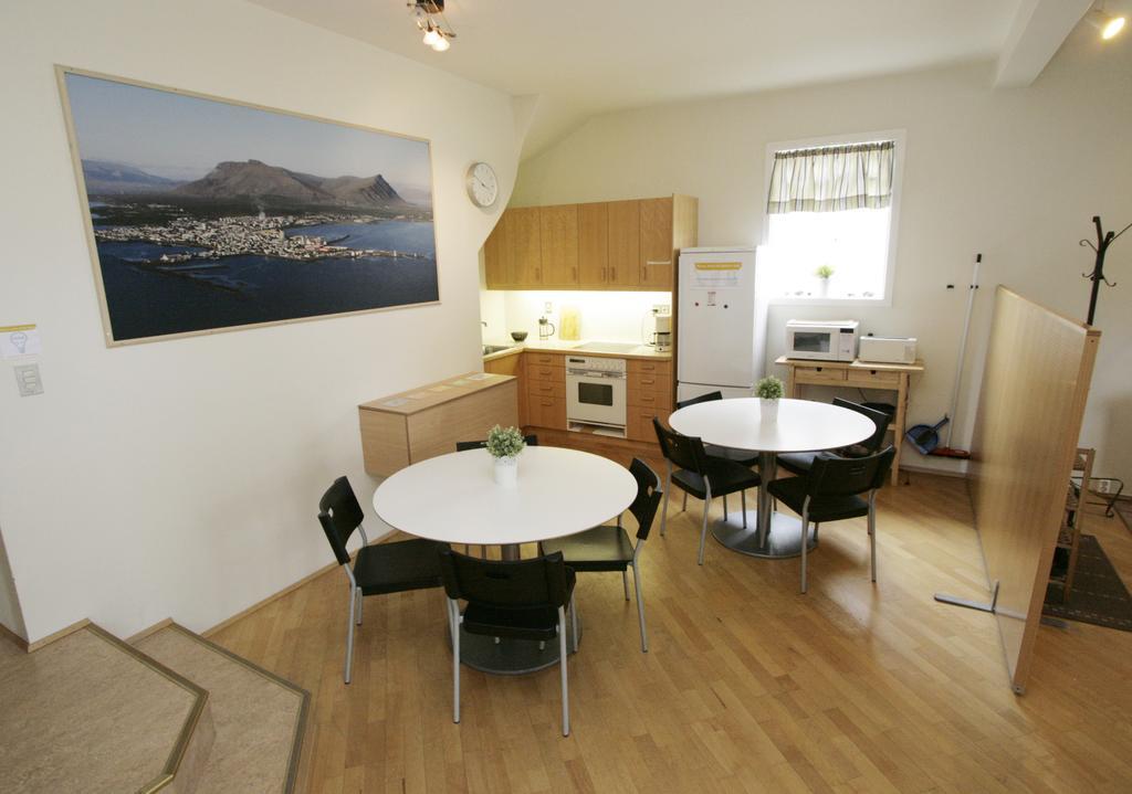 Akranes Hi Hostel - Staywest Extérieur photo